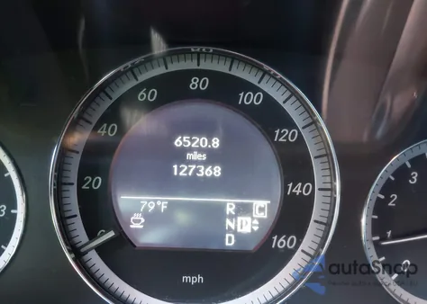 2011 Mercedes-Benz E 350 4Matic z USA, uszkodzony, nr VIN WDDHF8HB0BA356716